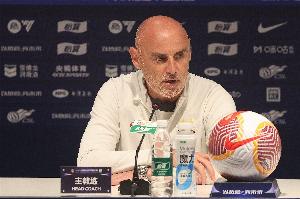 官方赛事平台-沪媒：海港平局暴露穆斯卡特指挥短板，是对其无厘头指挥的惩罚