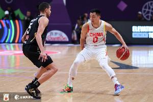 官方赛事平台-济南时报：中国男篮时隔10年重返亚洲杯四强 高诗岩防守立奇功