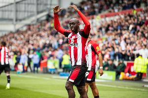 官方赛事平台-天空：纽卡斯尔为维萨开出了4000万镑报价，但仍被布伦特福德拒绝