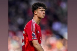 英雄联盟官方赛事网站-马奎尔社媒鼓励弗雷德里克森：出色的首秀，干得好小伙子